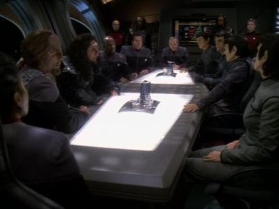 Michael Dorn, Avery Brooks, David Birney, J.G. Hertzler, and Barry Jenner in Star Trek: Deep Space Nine (1993)