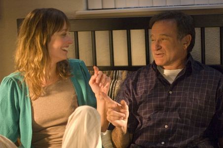 Robin Williams and Alexie Gilmore in World's Greatest Dad (2009)