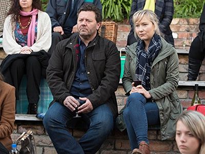 Neill Rea and Fern Sutherland in The Brokenwood Mysteries (2014)