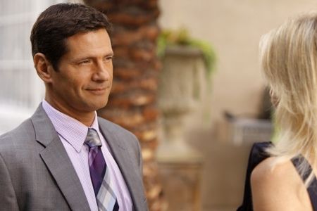 Heather Locklear and Thomas Calabro in Melrose Place (2009)