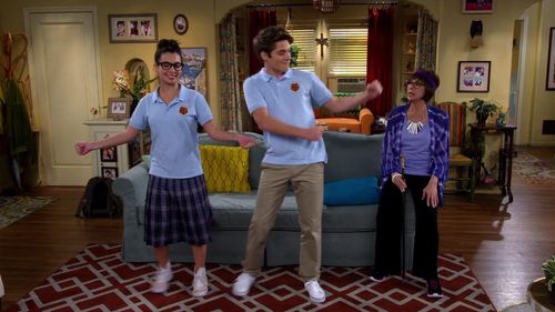 Rita Moreno, Isabella Gomez, and Froy Gutierrez in One Day at a Time (2017)