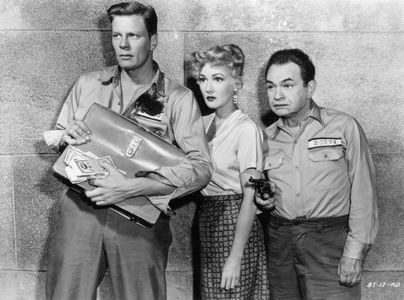 Edward G. Robinson, Peter Graves, and Jean Parker in Black Tuesday (1954)
