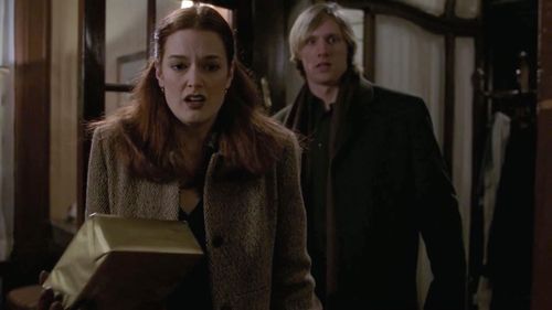 Teddy Sears and Jen Drohan in Law & Order: Special Victims Unit (1999)