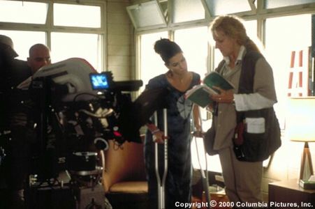 Director Betty Thomas with Sandra Bullock