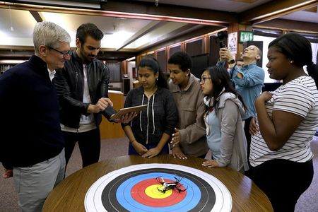 Nyle DiMarco and Apple CEO Tim Cook visit students on Global Accessibility Awareness Day to kick off the Everyone Can Co