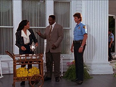 Hugh O'Connor and Howard E. Rollins Jr. in In the Heat of the Night (1988)