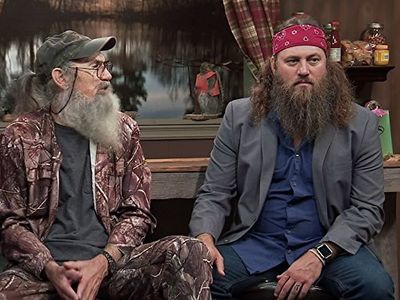 Si Robertson and Willie Robertson in Going Si-ral (2016)