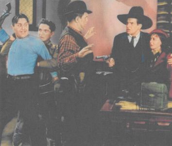 Renee Borden, Fred Cavens, John Cowell, Kit Guard, and Bob Steele in Kid Courageous (1934)