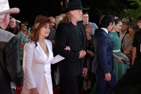 Susan Sarandon and Trace Adkins in Monarch (2022)