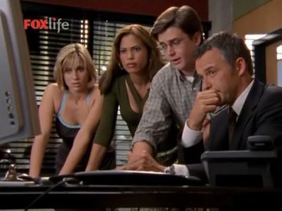 Cameron Daddo, Kristen Miller, Natashia Williams, and Jamie Iglehart in She Spies (2002)