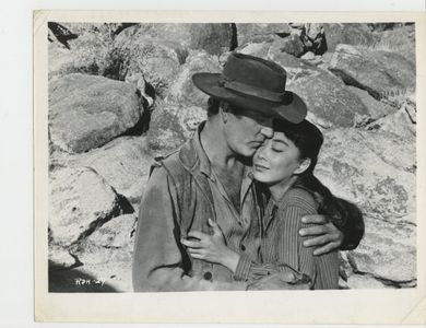 Lisa Lu and John Vivyan in Rider on a Dead Horse (1962)