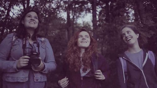 Hannah Gold, Faith Kelly, and Kat Lindsay in I See Everything, I See Nothing At All (2018)