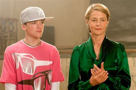 Charlotte Rampling and George Sampson in StreetDance 3D (2010)