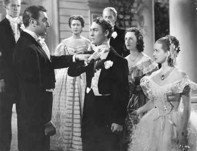 Bette Davis, Fay Bainter, George Brent, Richard Cromwell, and Margaret Lindsay in Jezebel (1938)