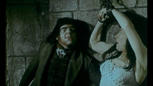 Barbara Burke and Victor Maddern in Blood of the Vampire (1958)