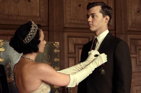 Jack Bannon and Jessica Ellerby in Pennyworth (2019)