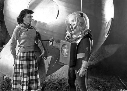Margaret Field and Pat Goldin in The Man from Planet X (1951)