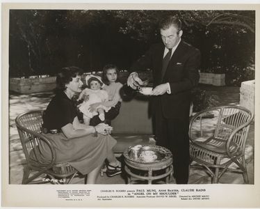 Claude Rains, Connie Laird, and Jessica Rains in Angel on My Shoulder (1946)