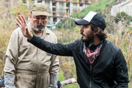 Ruben Blades and Alex Garcia Lopez in Fear the Walking Dead (2015)