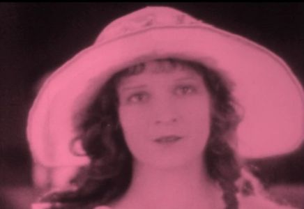 Carol Dempster in The White Rose (1923)