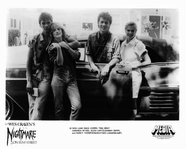 Johnny Depp, Heather Langenkamp, Jsu Garcia, and Amanda Wyss in A Nightmare on Elm Street (1984)
