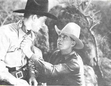 Buzz Barton and Hoot Gibson in Feud of the West (1936)