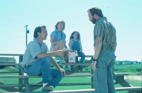 Kevin Costner, Gaby Hoffmann, Amy Madigan, and Timothy Busfield in Field of Dreams (1989)