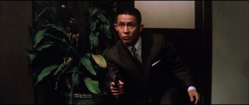 Kyôsuke Machida in Outlaw: Gangster VIP (1968)