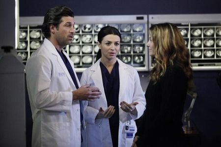 Patrick Dempsey, A.J. Langer, and Caterina Scorsone in Private Practice (2007)
