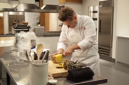 Richard Blais in Top Chef Duels (2014)