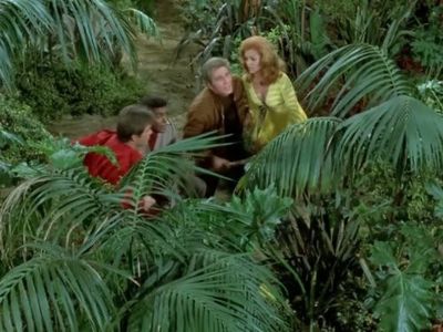 Gary Conway, Deanna Lund, Don Marshall, and Don Matheson in Land of the Giants (1968)