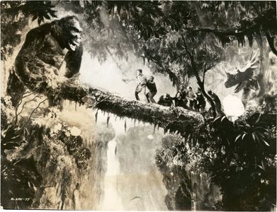Robert Armstrong, Bruce Cabot, James Flavin, Sam Hardy, Frank Reicher, Fay Wray, and King Kong in King Kong (1933)