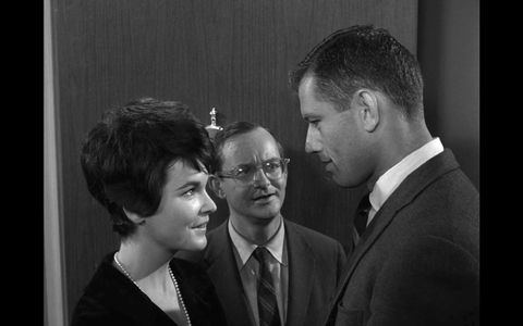 Sue Randall, Wally Cox, and Ralph Taeger in The Twilight Zone (1959)