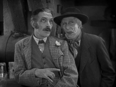 Gibb McLaughlin and Jameson Thomas in The Farmer's Wife (1928)