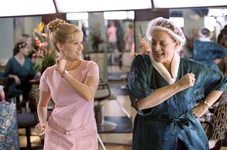 Reese Witherspoon and Dana Ivey in Legally Blonde 2: Red, White & Blonde (2003)