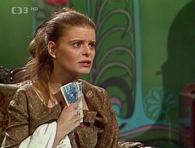 Zuzana Bydzovská in Kasta P cili Kabaret starsích pánu (1992)