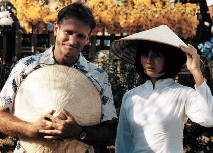 Robin Williams and Chintara Sukapatana in Good Morning, Vietnam (1987)