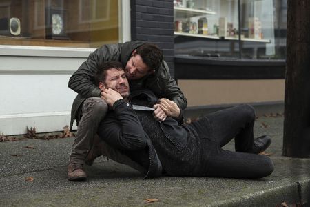Sean Maguire and Wil Traval in Once Upon a Time (2011)