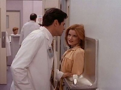 Thomas Calabro and Laura Leighton in Melrose Place (1992)