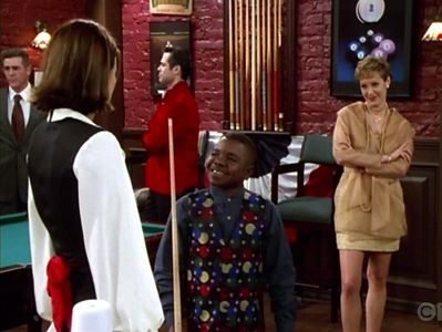 Téa Leoni, Gary Coleman, and Jeri Gaile in The Naked Truth (1995)