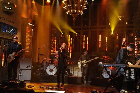 Colin Greenwood, Jonny Greenwood, Ed O'Brien, Phil Selway, Thom Yorke, and Radiohead in Saturday Night Live (1975)