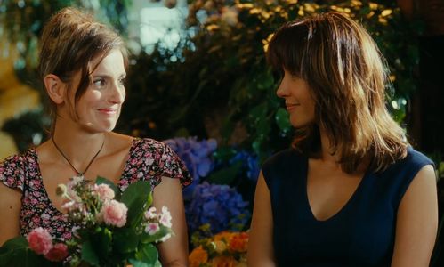 Sophie Marceau and Valérie Crouzet in Happiness Never Comes Alone (2012)