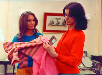 Anny Duperey and Marina Vlady in 2 or 3 Things I Know About Her (1967)