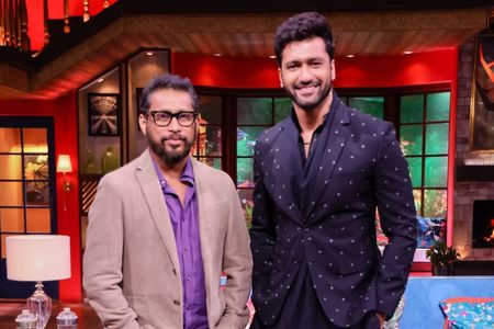 Shoojit Sircar and Vicky Kaushal in The Kapil Sharma Show: Vicky and Shoojit in the House (2021)
