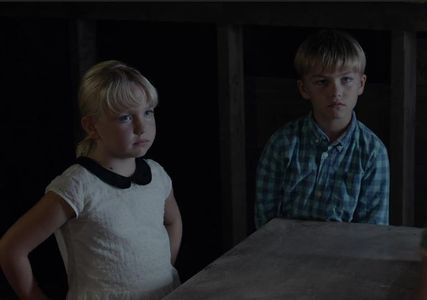Maxwell Kovach and Ava Telek in The Dollanganger Saga: Flowers in the Attic (2014)