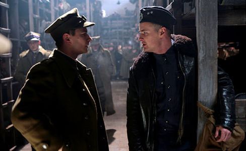 Waldemar Barwinski and Pawel Malaszynski in Katyn (2007)