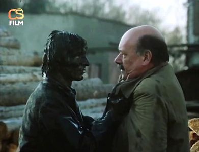 Frantisek Rehák and Ondrej Vetchý in Figurky ze smantu (1987)