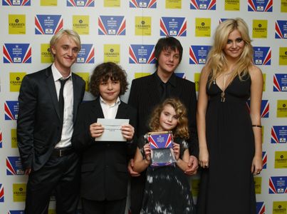Tom Felton, Pixie Lott, Daniel Roche, Ramona Marquez, and Tyger Drew-Honey at an event for Outnumbered (2007)