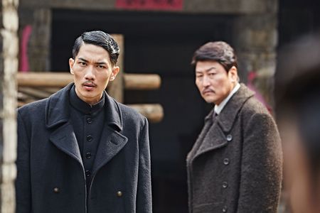 Song Kang-ho and Tae-goo Eom in The Age of Shadows (2016)