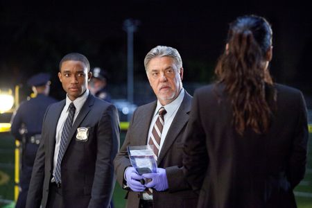 Bruce McGill and Lee Thompson Young in Rizzoli & Isles (2010)